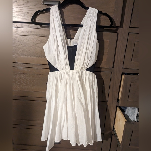 Bec & Bridge Empire Waist Venus Goddess Corset Dress Sz 4 - Picture 3 of 12